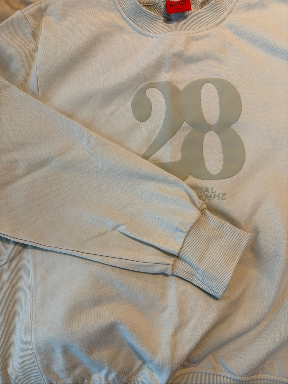 28 Official Programme Ecru Sweatshirt XL, Louis Tomlinson 28OP Clothing - Picture 9 of 16